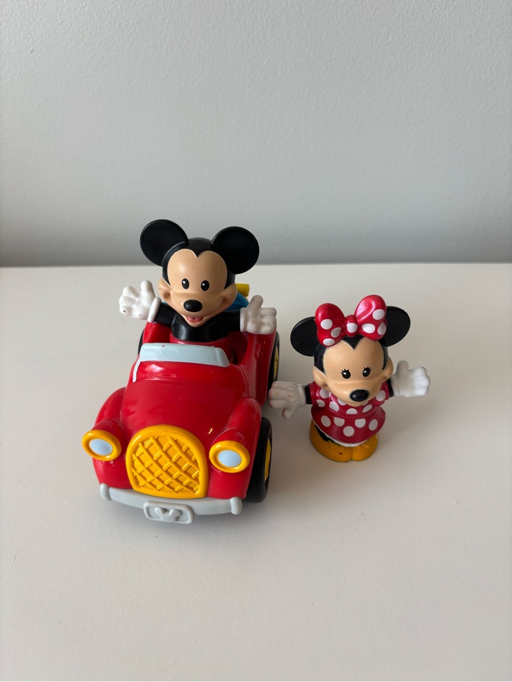 Little People- Mickey & Minnie with Red Car